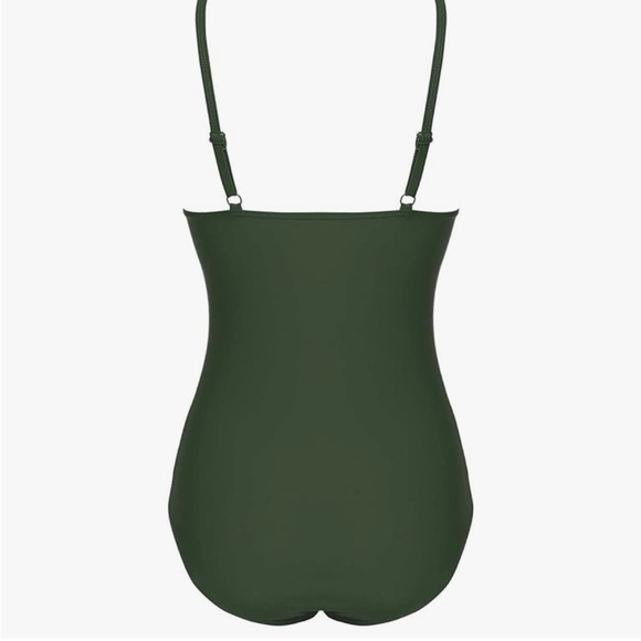 Elegant Green Women's Swimsuit - Picture 3 of 7